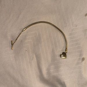 gold pandora bracket!!